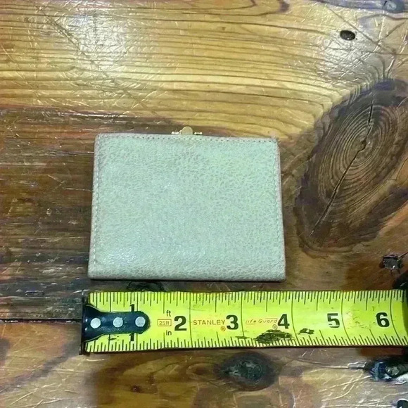 St Thomas Vintage Top Grain Cowhide Leather card holder - Picture 6 of 6